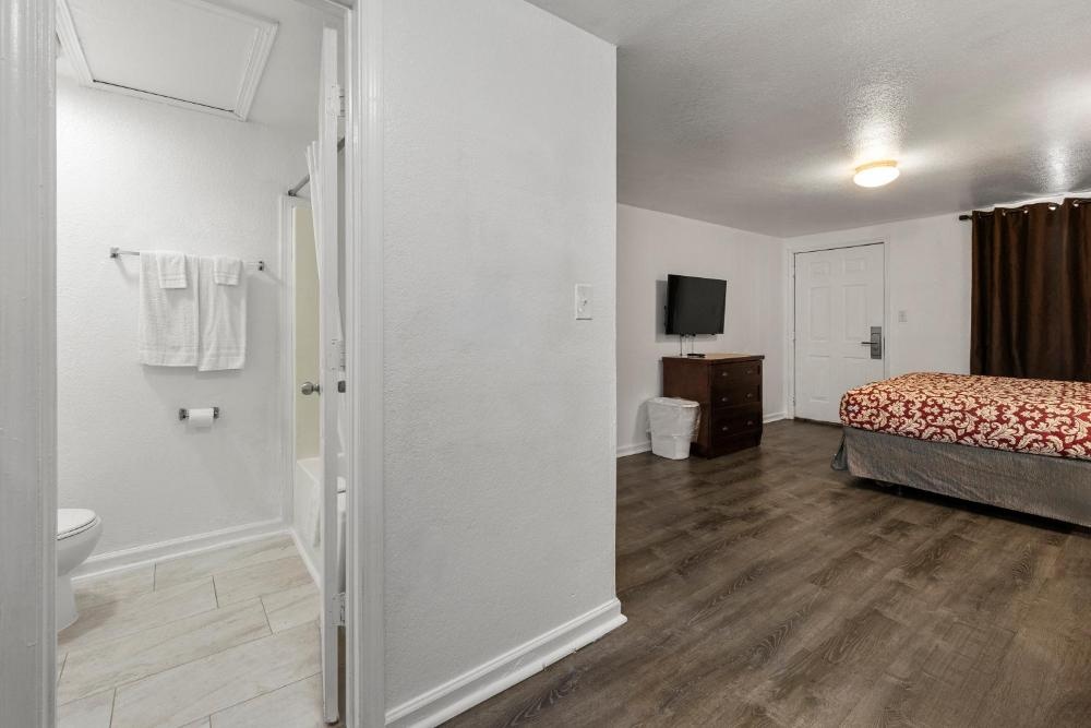 Extended Stay Studios Image 15