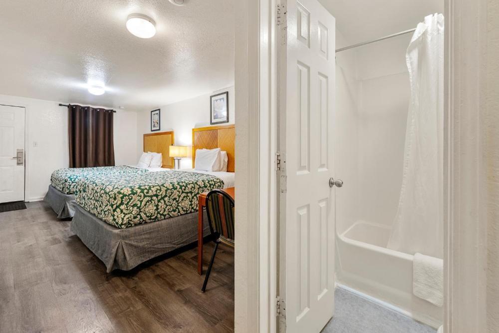 Extended Stay Studios Image 16