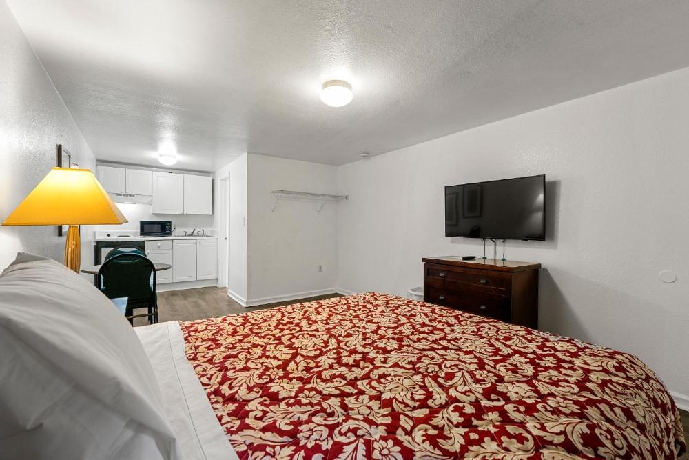 Extended Stay Studios Image 48