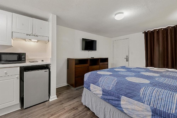 Extended Stay Studios image 31