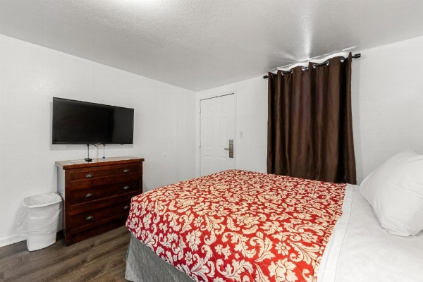 Extended Stay Studios image 32