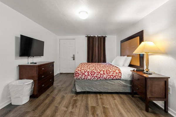 Extended Stay Studios image 36