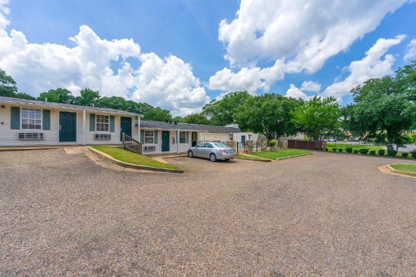 Extended Stay Studios image 8